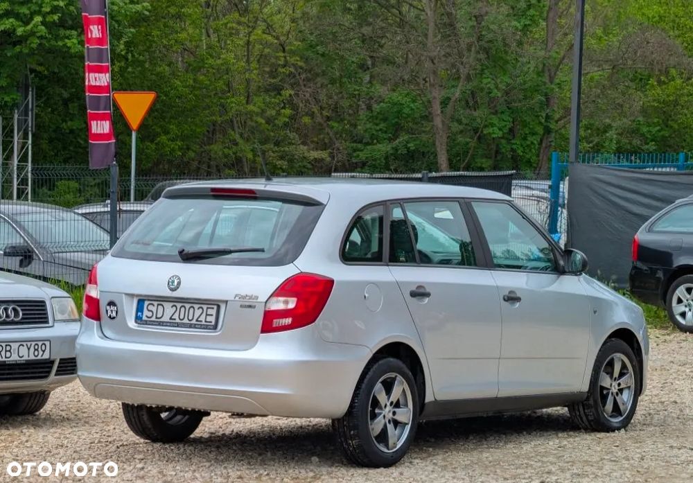Skoda Fabia - 3