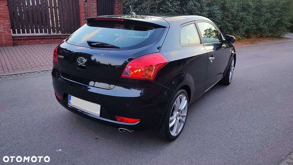 Kia ProCeed 1.4 CVVT Dream-Team Edition - 29