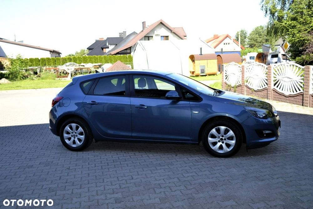 Opel Astra 1.4 Turbo Exklusiv - 12