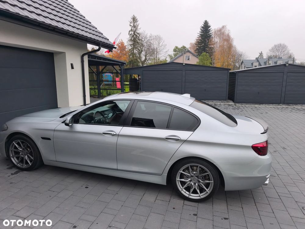 BMW Seria 5 520d Luxury Line - 10