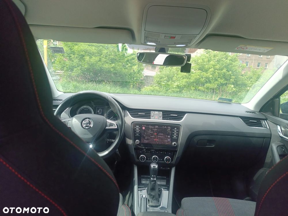 Skoda Octavia 2.0 TDI DSG Ambition - 2