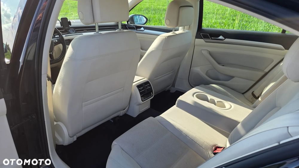 Volkswagen Passat 1.4 TSI BMT ACT Comfortline - 10