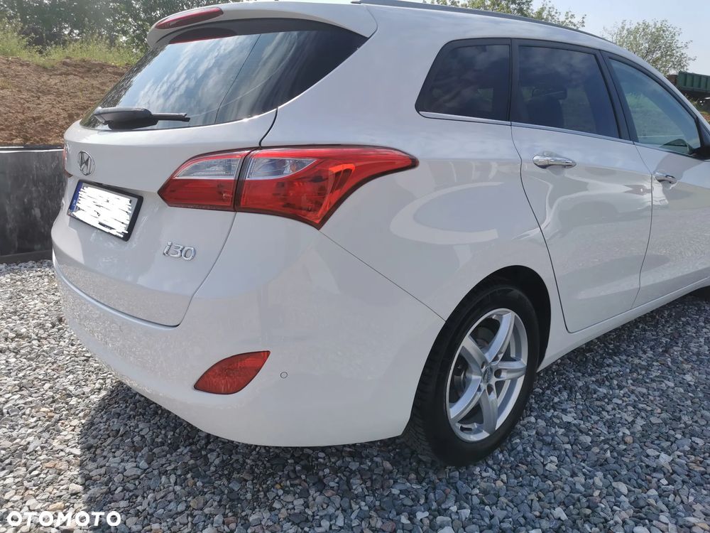 Hyundai i30 1.6 CRDi Premium - 14