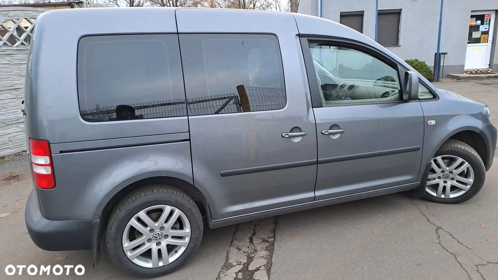 Volkswagen Caddy - 10