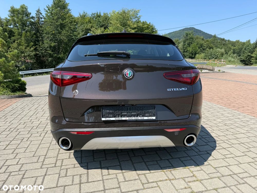 Alfa Romeo Stelvio 2.2 16V AT8 Super - 6