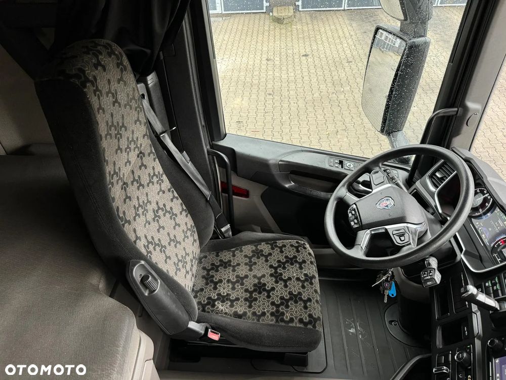 Scania R450 A4X2NA 4 PODUSZKI - 16
