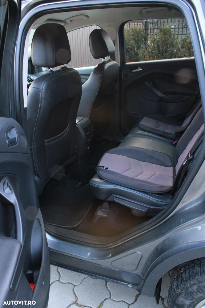 Ford Kuga 2.0 TDCi 4x4 Aut. Titanium - 15