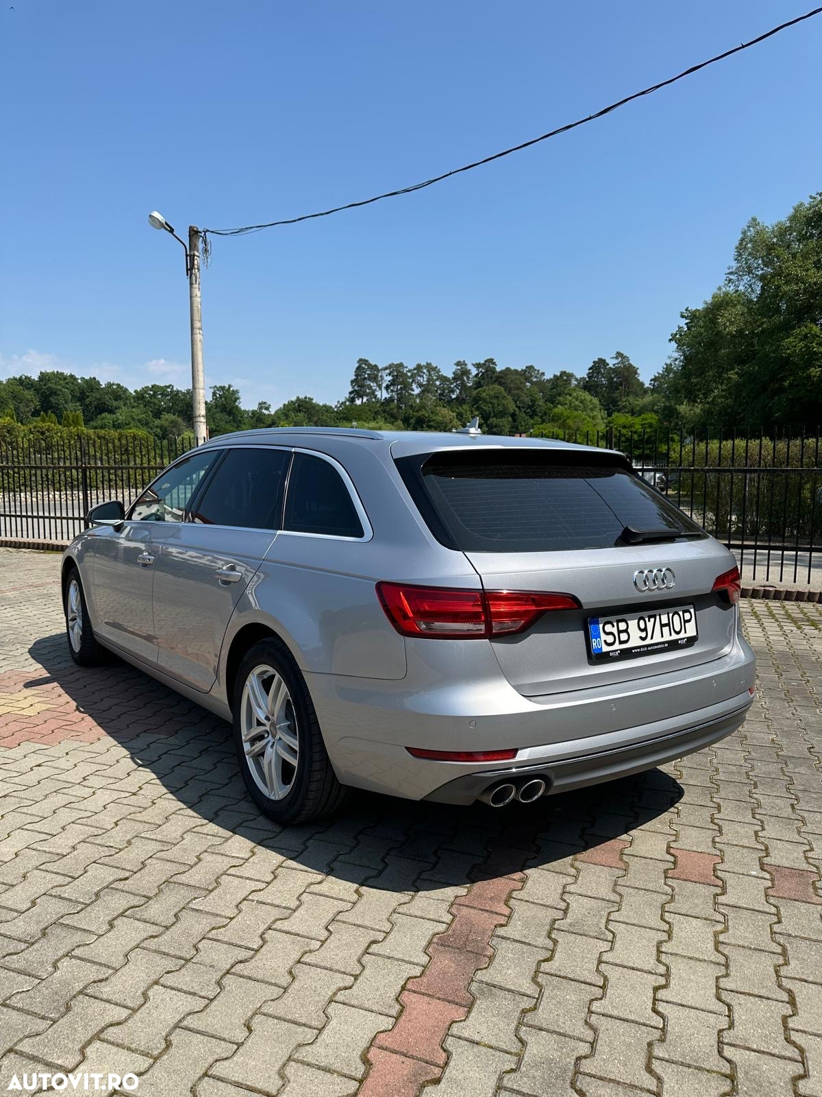 Audi A4 - 5