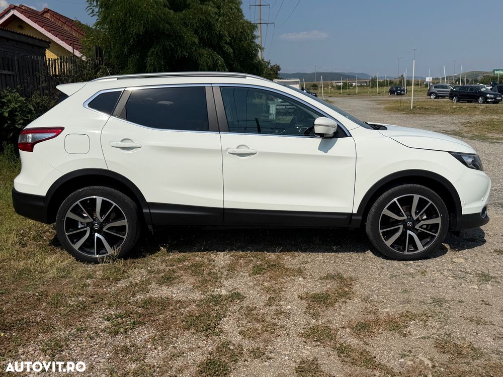 Nissan Qashqai 1.6 DCI 4 x 4 DPF Start/Stop tekna - 4