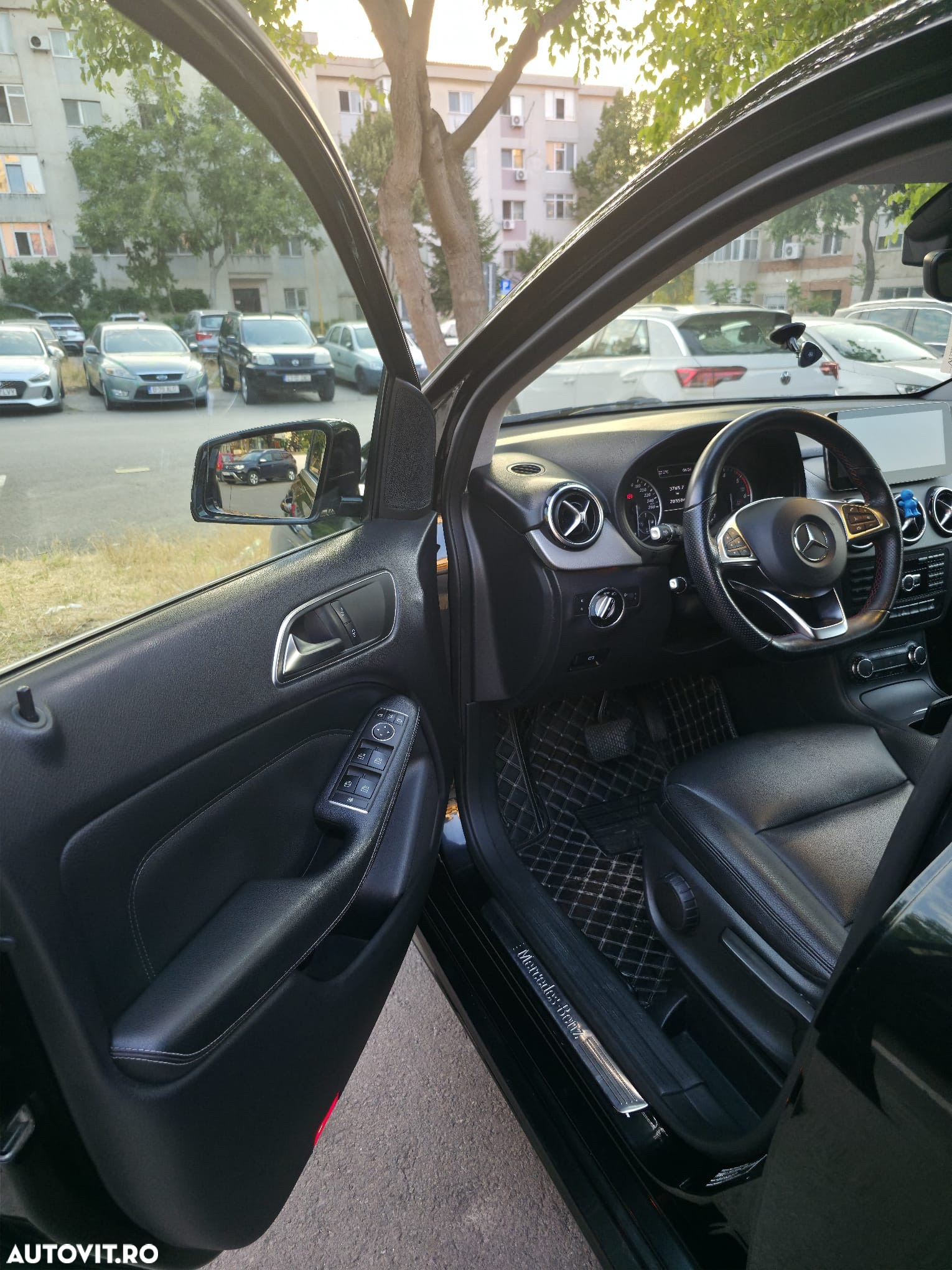 Mercedes-Benz B - 5