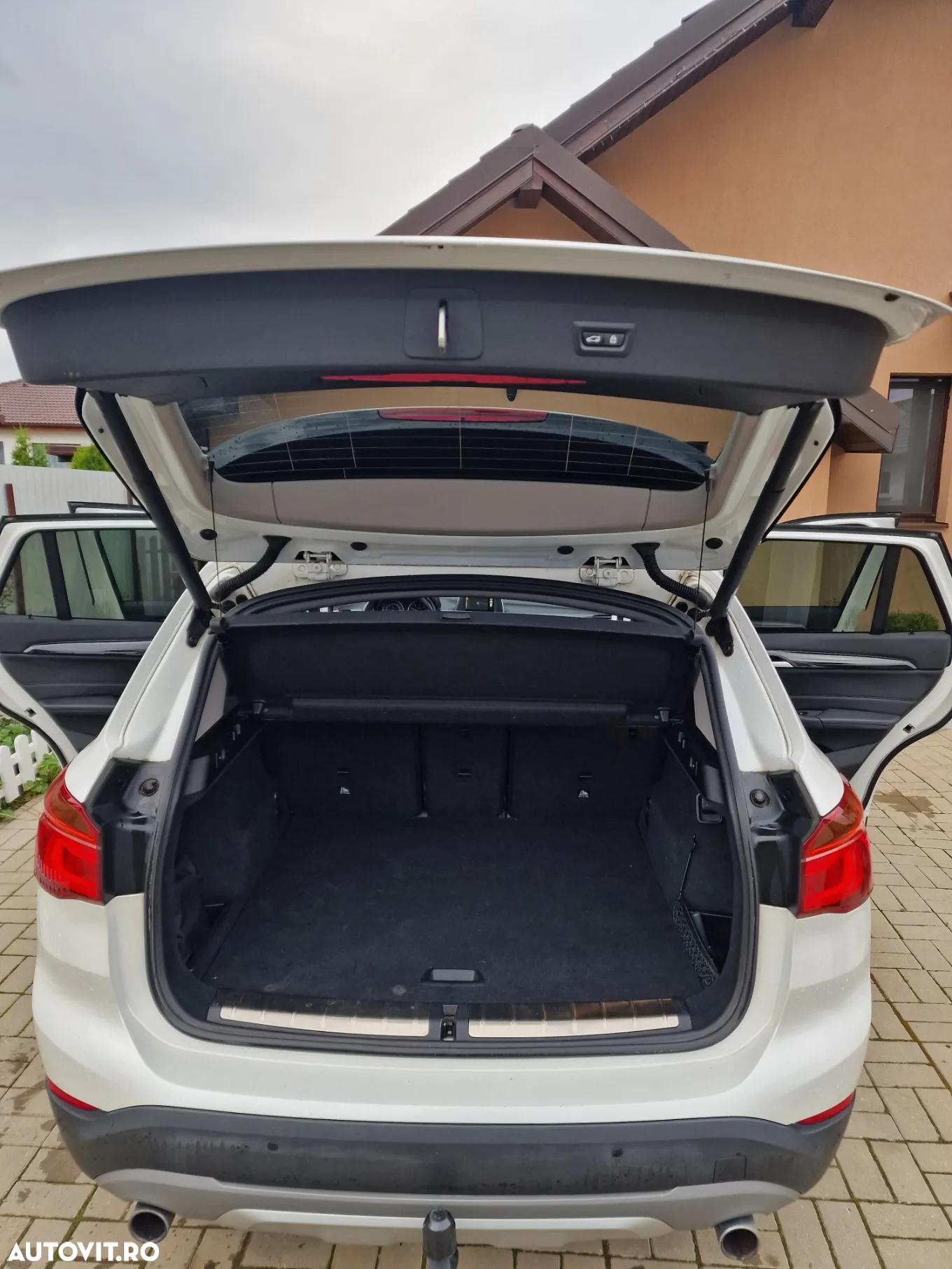 BMW X1 xDrive20d Aut. xLine - 3