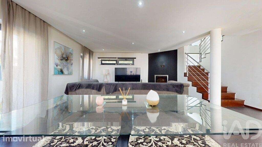 Casa / Villa T4 em Valongo de 249,9 m2 - Grande imagem: 4/40