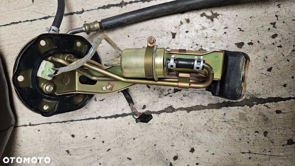 Pompa paliwa zbiornik bak przewód Honda ST1300 Pan European - 7