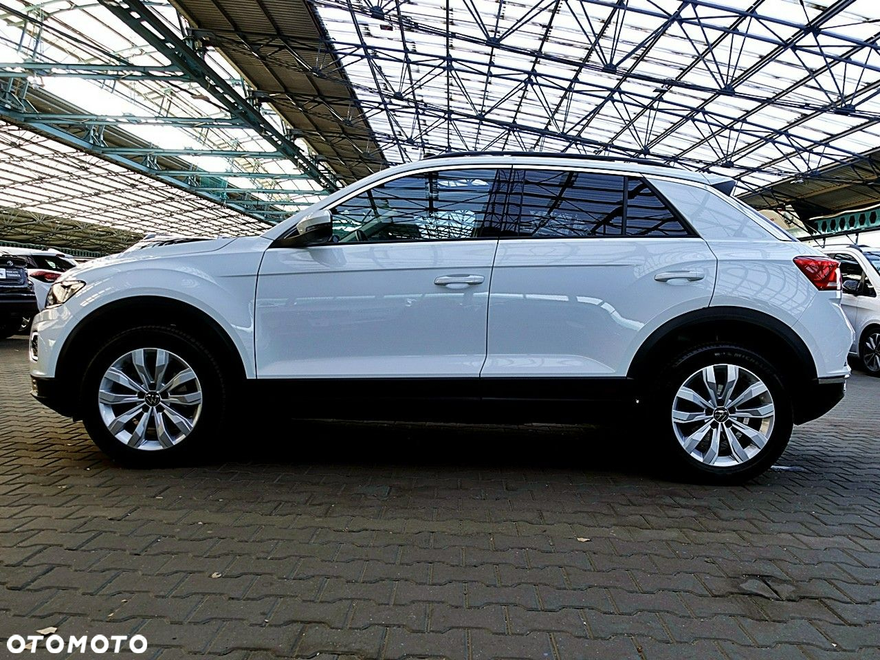 Volkswagen T-Roc - 7