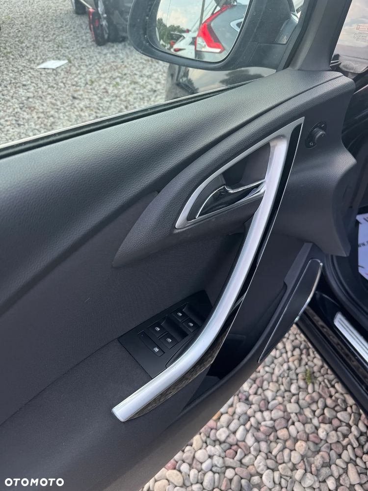 Opel Astra 1.4 Turbo Design Edition - 8