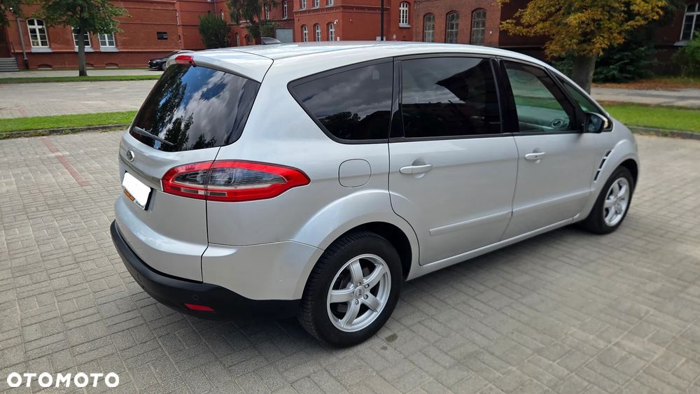 Ford S-Max 2.0 TDCi DPF Titanium - 10