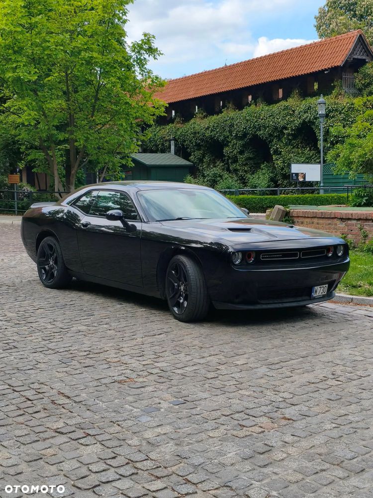 Dodge Challenger - 3
