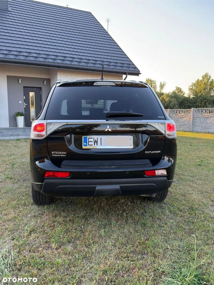 Mitsubishi Outlander 2.2 DI-D 4WD Top - 4