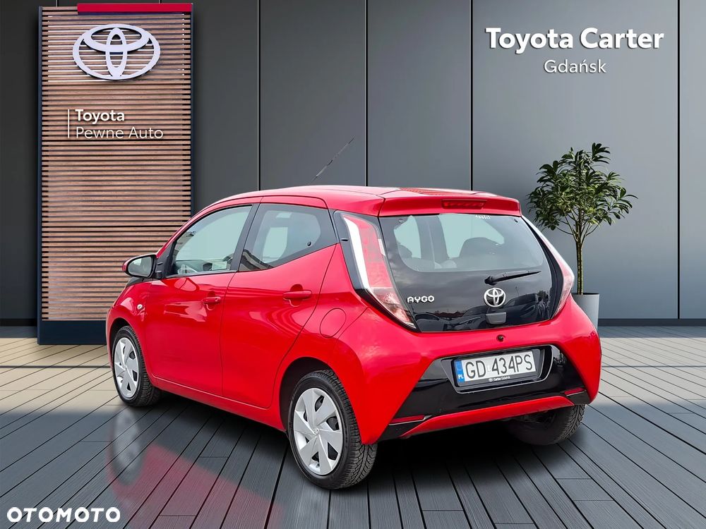 Toyota Aygo x-play - 3