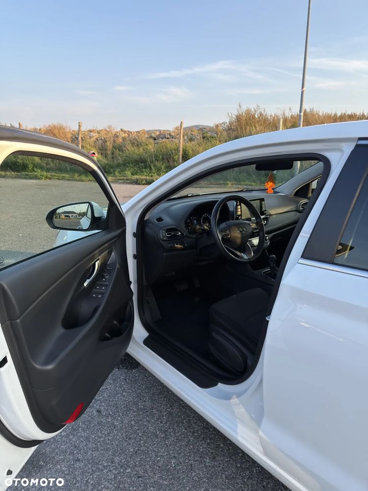Hyundai i30 1.5 T-GDI 48V Smart DCT - 11