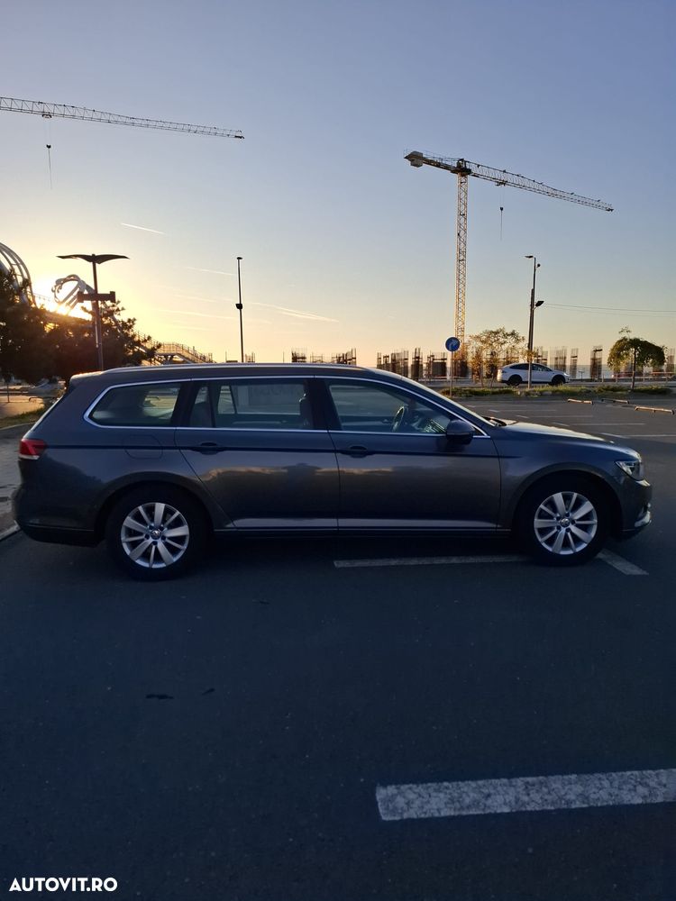 Volkswagen Passat 2.0 TDI Comfortline - 5