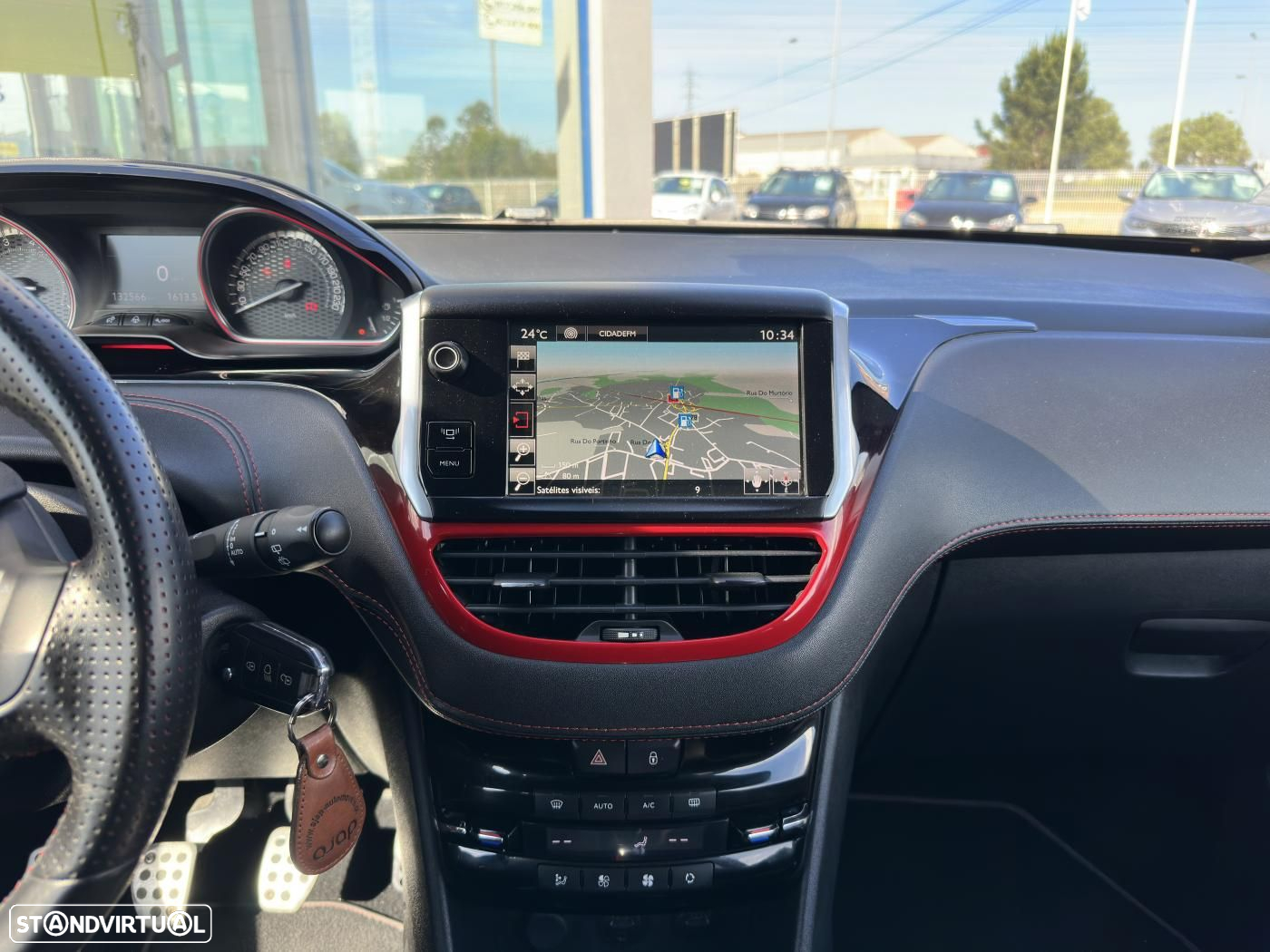 Peugeot 208 GTI 200 THP - 33