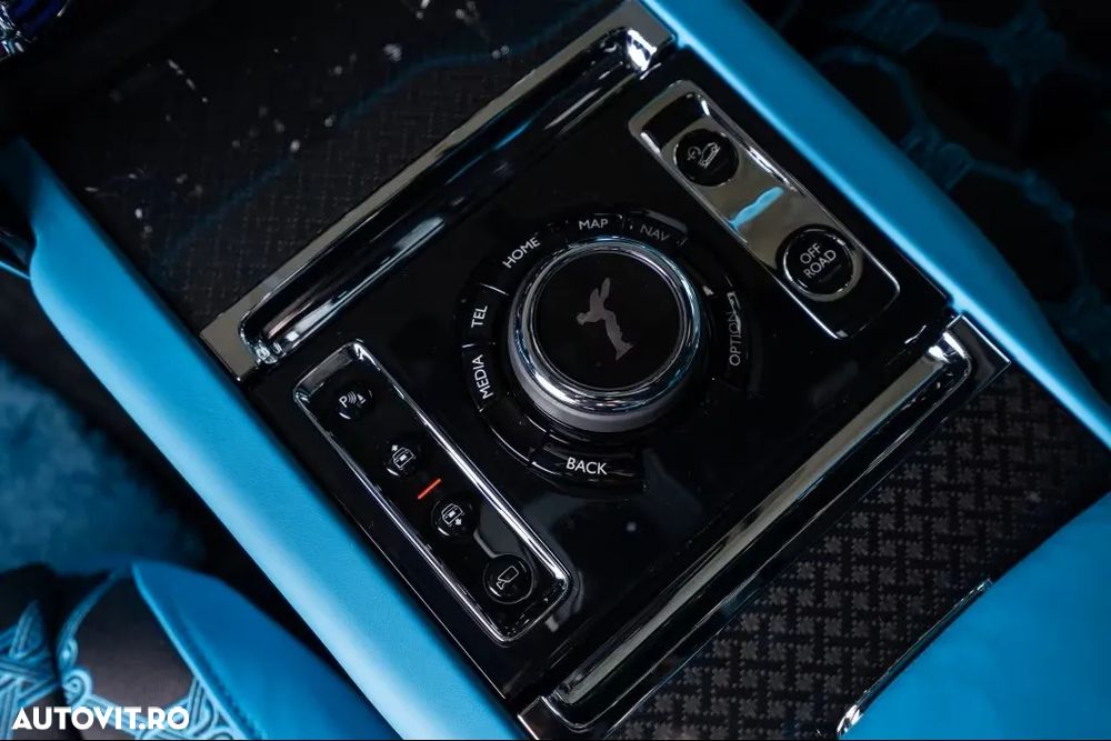 Rolls-Royce Cullinan - 22