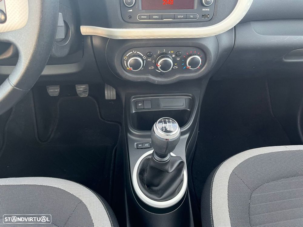 Renault Twingo 1.0 SCe Intens - 23