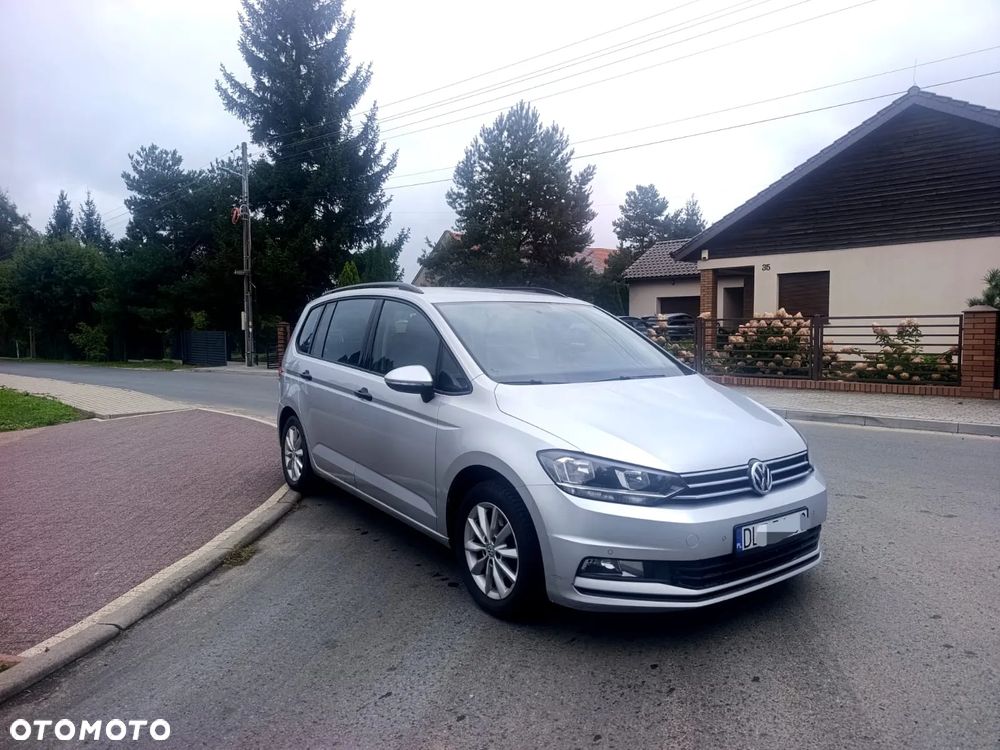 Volkswagen Touran 2016 photo 4