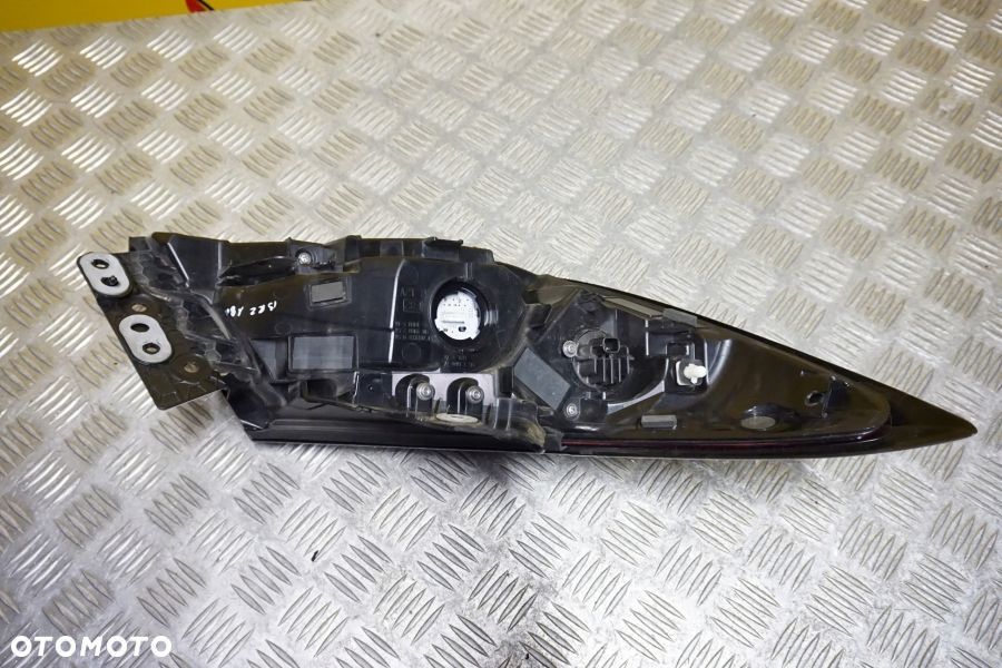 TOYOTA GR86 SUBARU BRZ 2022 2023 - LAMPA TYŁ PRAWA LED TYLNA USA - 7