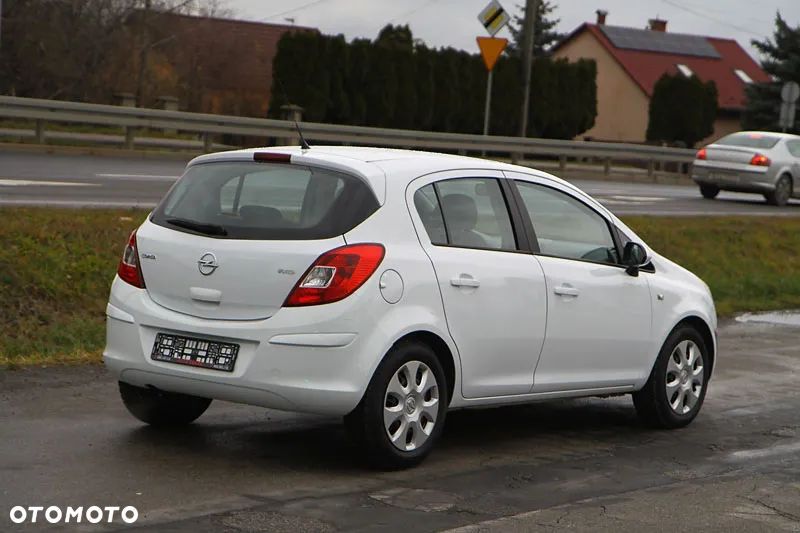 Opel Corsa 1.2 16V Enjoy - 2