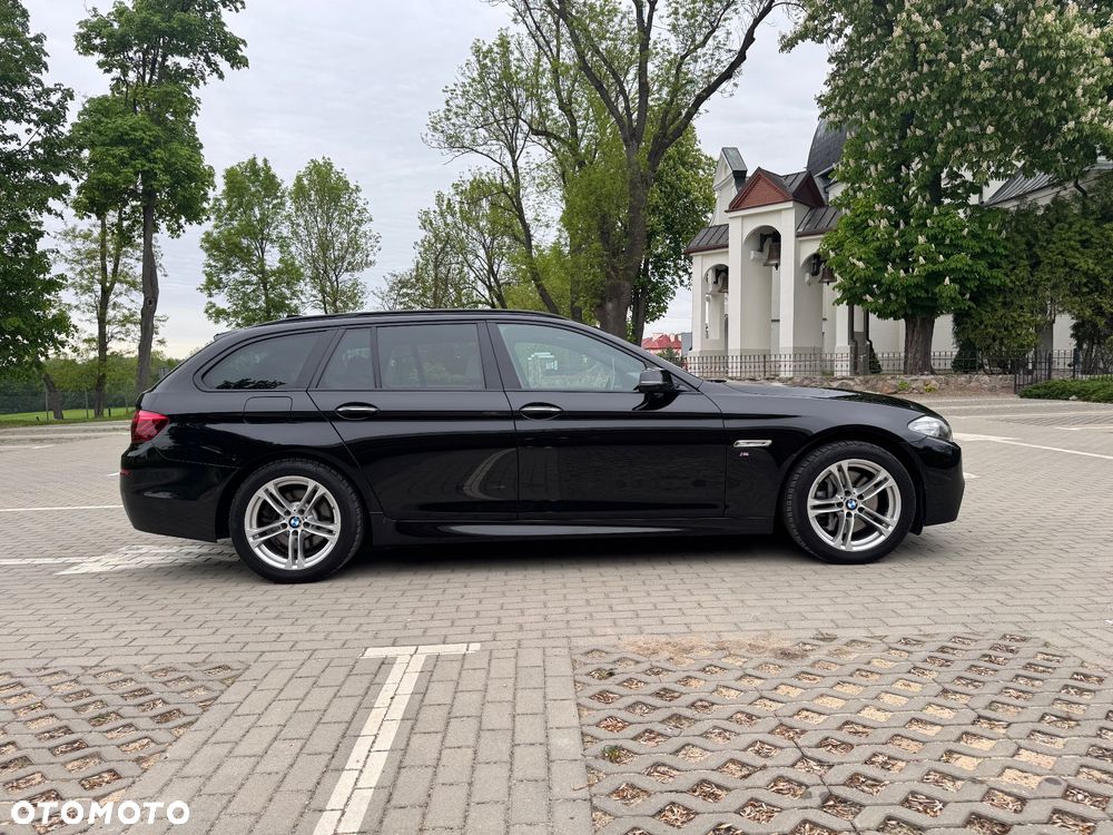 BMW Seria 5 525d xDrive - 15