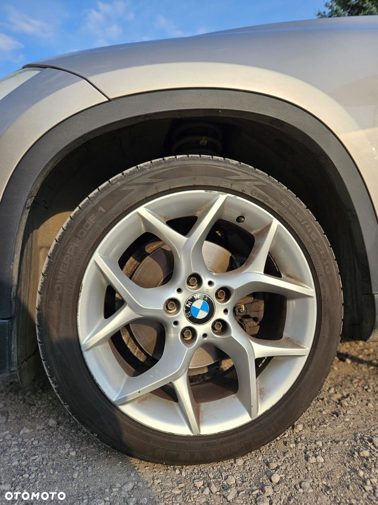 BMW X1 sDrive18d - 23