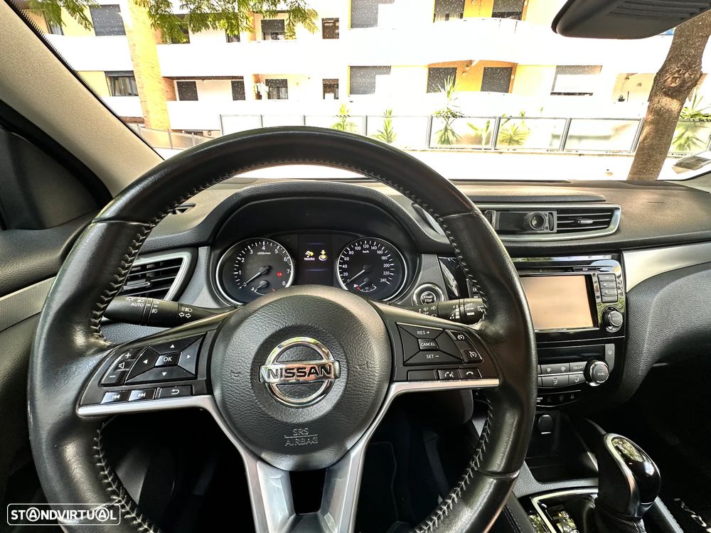 Nissan Qashqai 1.2 DIG-T Xtronic N-Connecta - 16