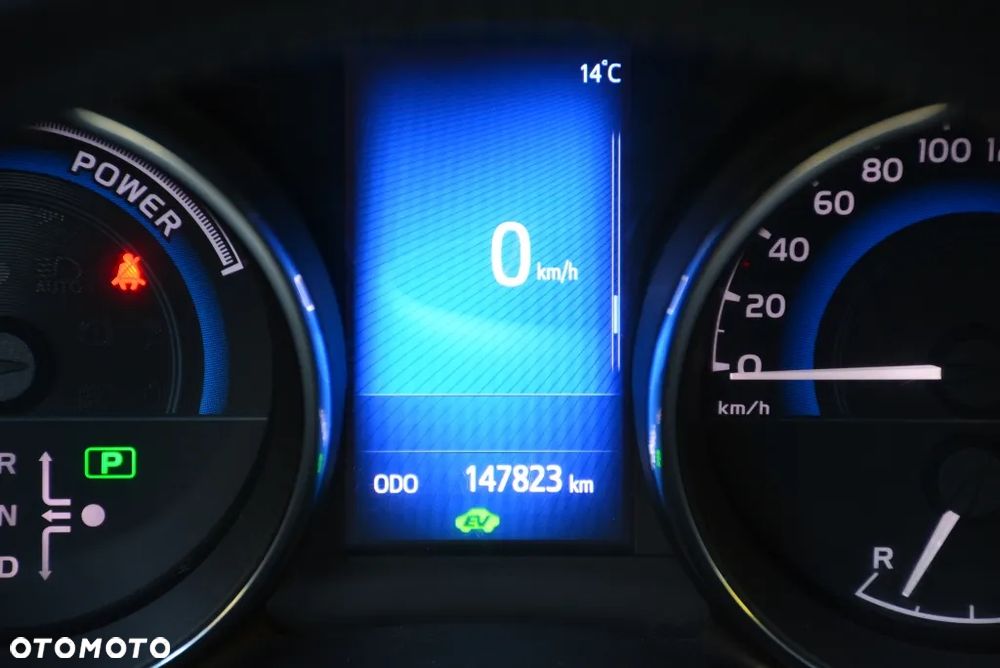 Toyota Auris 1.8 HSD Prestige - 25
