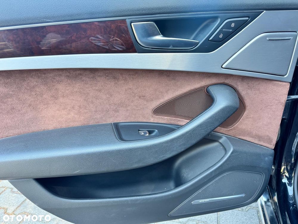 Audi A8 4.2 TDI Quattro - 40