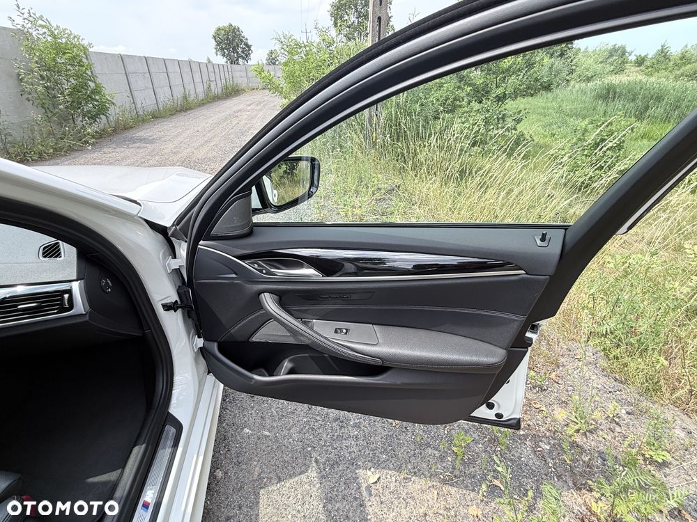 BMW Seria 5 540d xDrive M Sport sport - 13