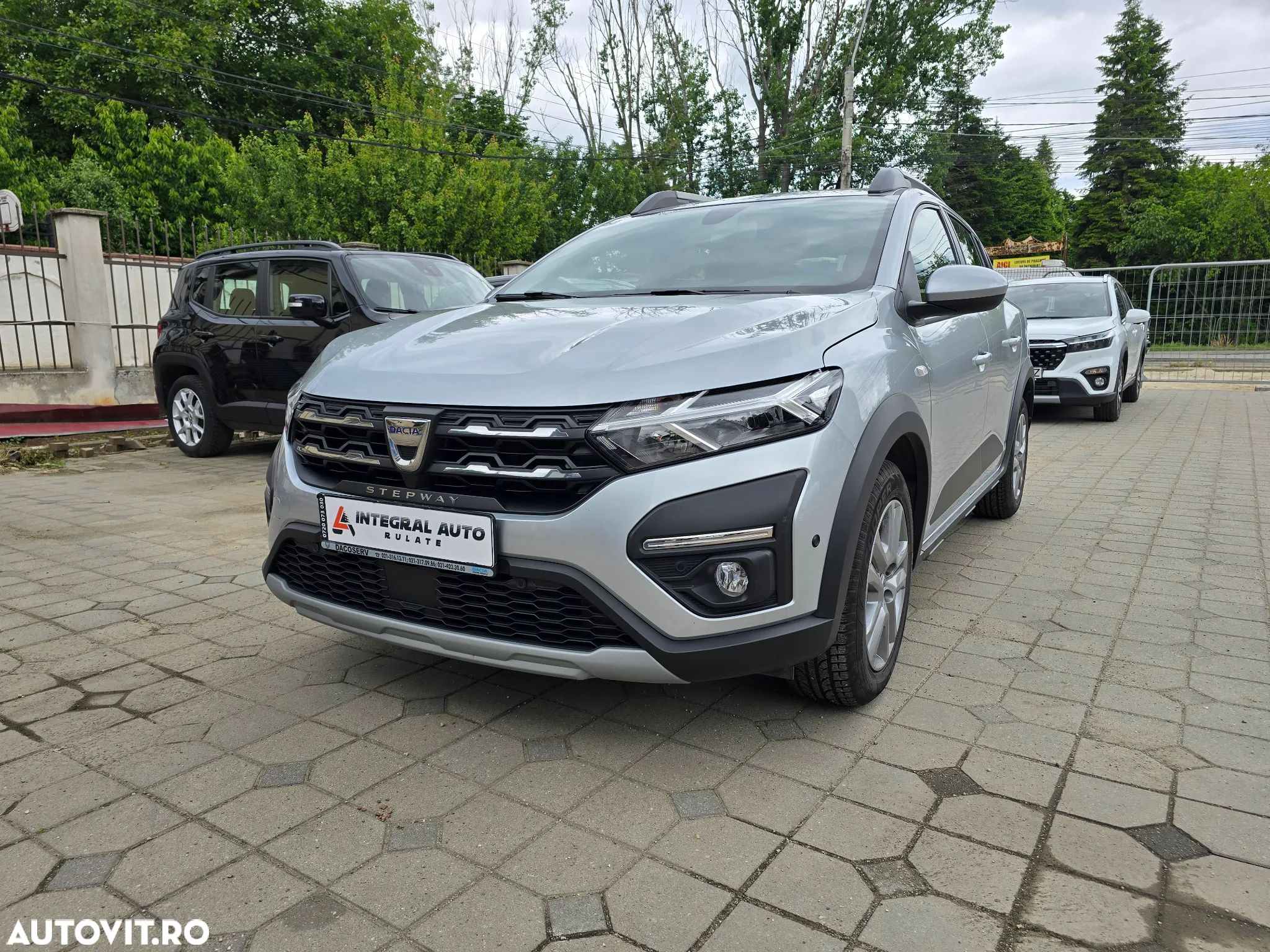 Dacia Sandero Stepway TCe 90 MT6 Comfort - 1