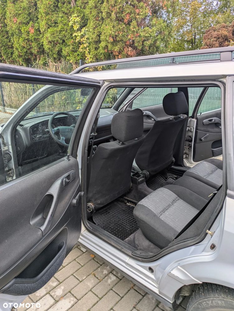 Volkswagen Passat - 23