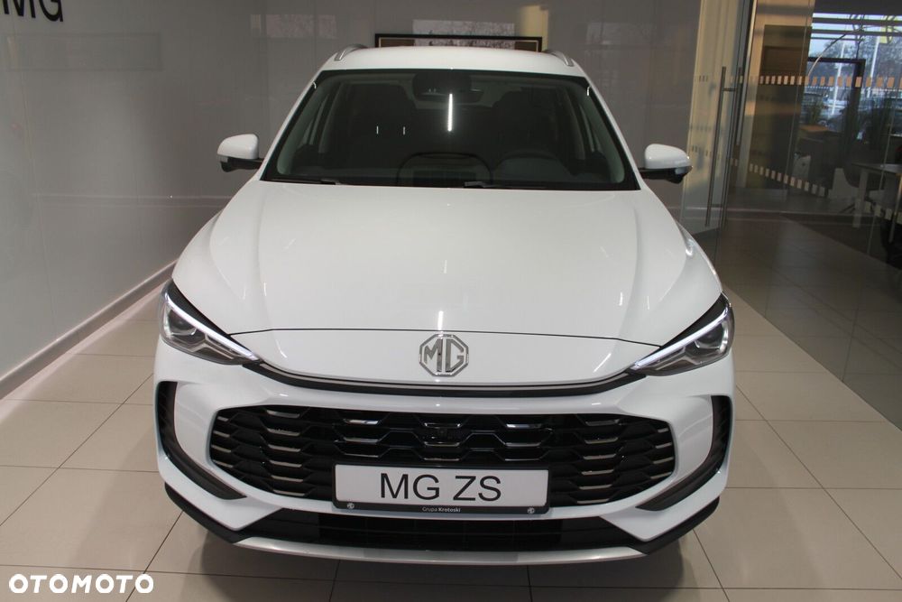 MG ZS - 3