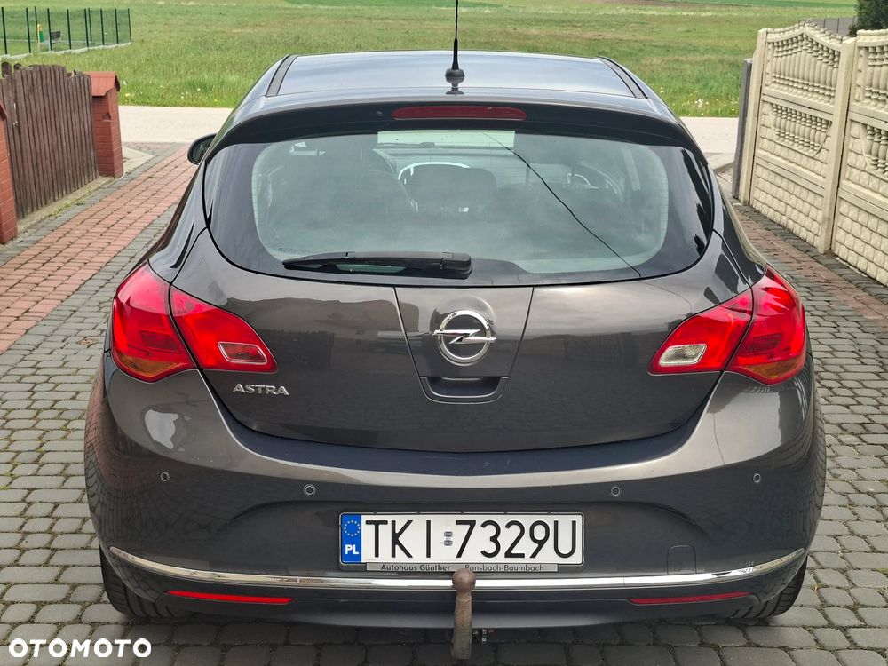 Opel Astra 1.6 Exklusiv - 9