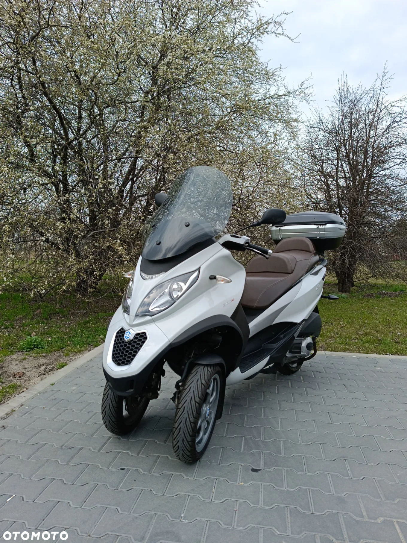 Piaggio MP-3 - 2