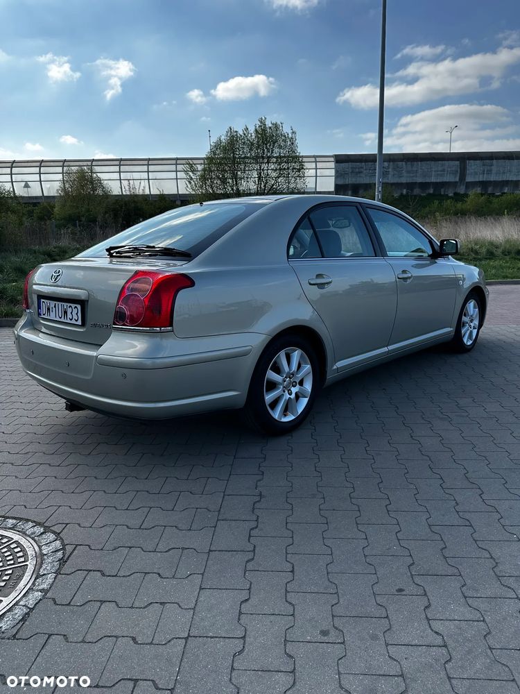 Toyota Avensis 2.0 VVT-i Automatik Executive - 3