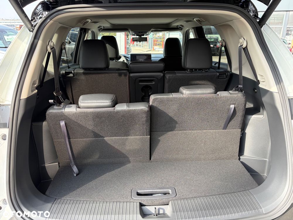 Nissan X-Trail 1.5 VC-T e-POWER Tekna e-4ORCE 7os - 6