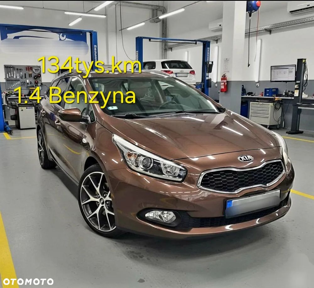 Kia Ceed 1.4 CVVT Attract Plus - 1