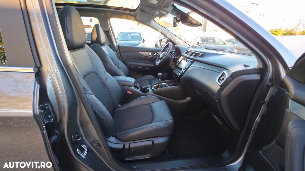 Nissan Qashqai 1.6 DCI TEKNA+ - 20