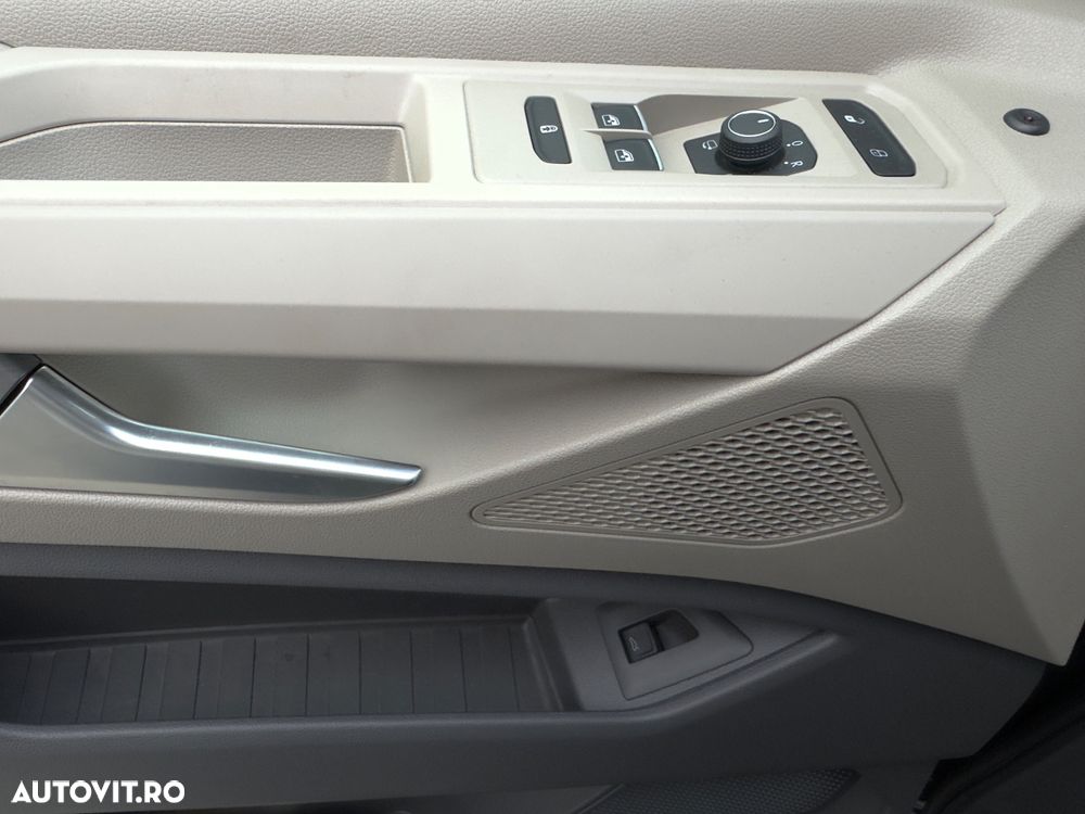 Volkswagen Multivan 2.0 TDI DSG 110KW Life - 9