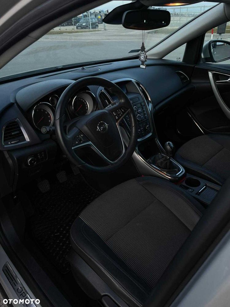 Opel Astra - 2