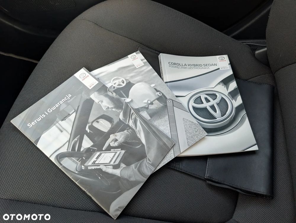 Toyota Corolla 1.8 Hybrid Comfort - 20