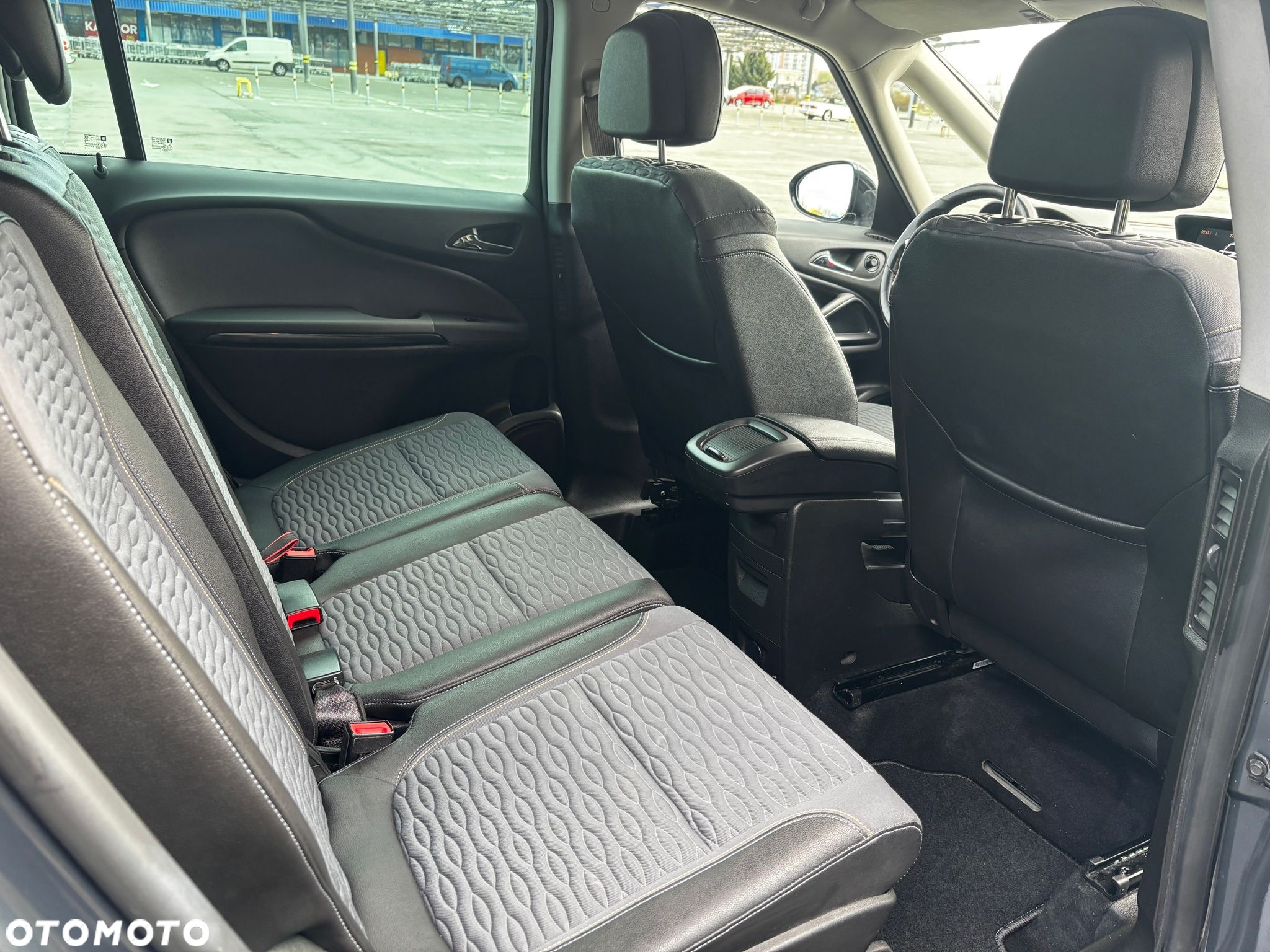 Opel Zafira Tourer 2.0 CDTI Automatik Innovation - 24